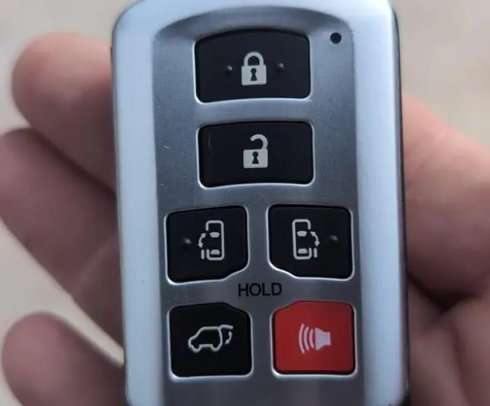 Car Key Fob Replacement in Texas: Complete Guide, Costs & Warning Signs