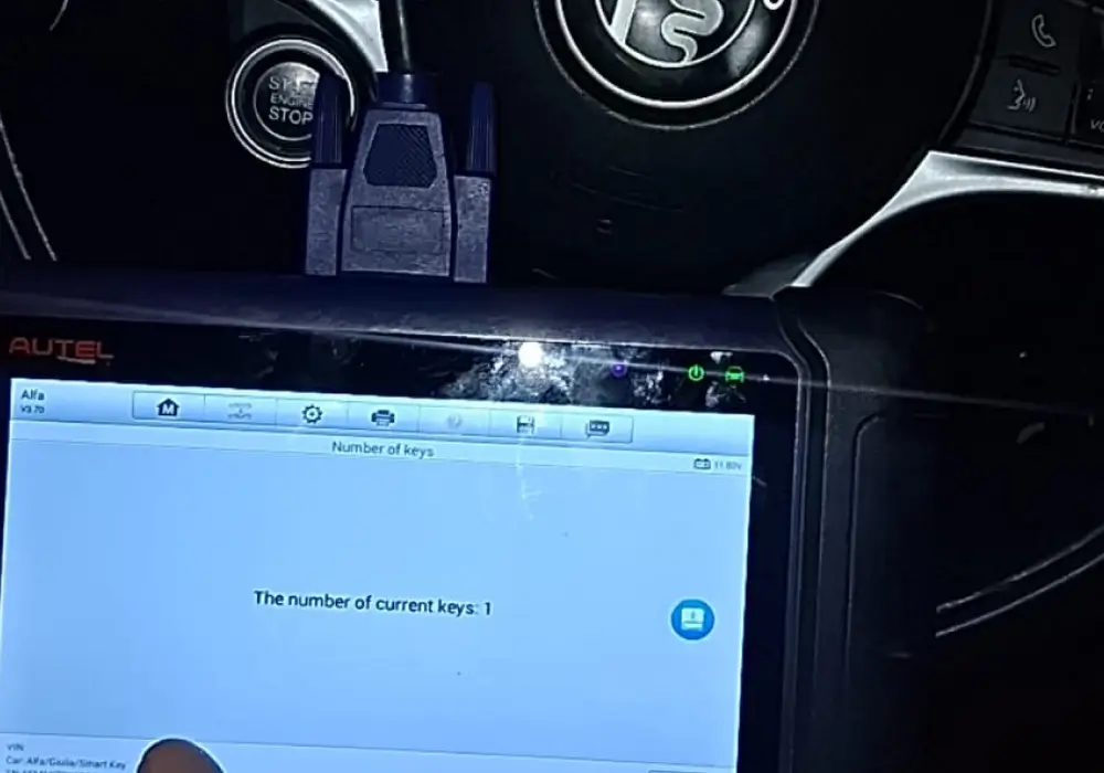 Car key programming process using diagnostic tool in San Antonio, TX