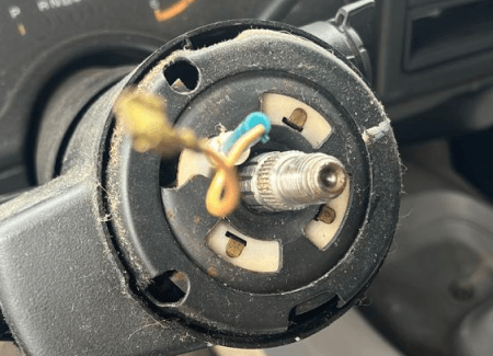 Emergency locksmith in Temple TX repairing ignition lock cylinder