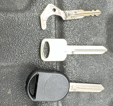 Broken car key extraction and replacement in San Marcos, TX