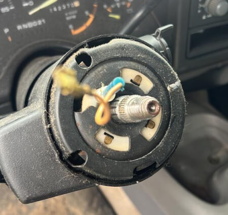 Ignition lock cylinder replacement by auto locksmith in Temple, TX