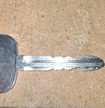 Transponder car key replacement and programming service in Houston, TX