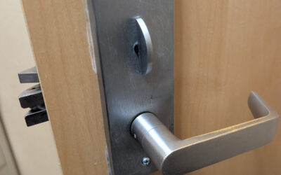 5 Reasons to Replace a Lock